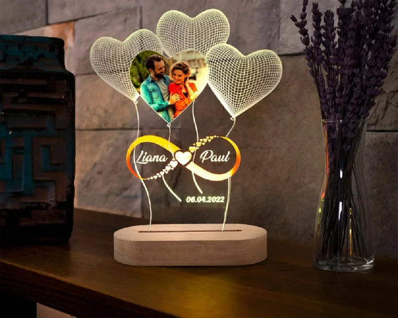 Placa Con Foto Personalizada Fecha y Nombres Con Corazón Iluminado