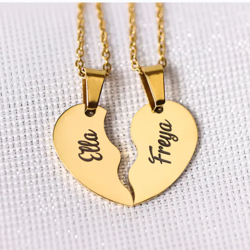 Collar Con Nombre Personalizado Con Doble Corazón Integrado Para Mujer