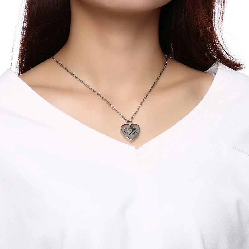 Collar Colgante Urna Con Foto Mascota Forma Corazón 3D Personalizado